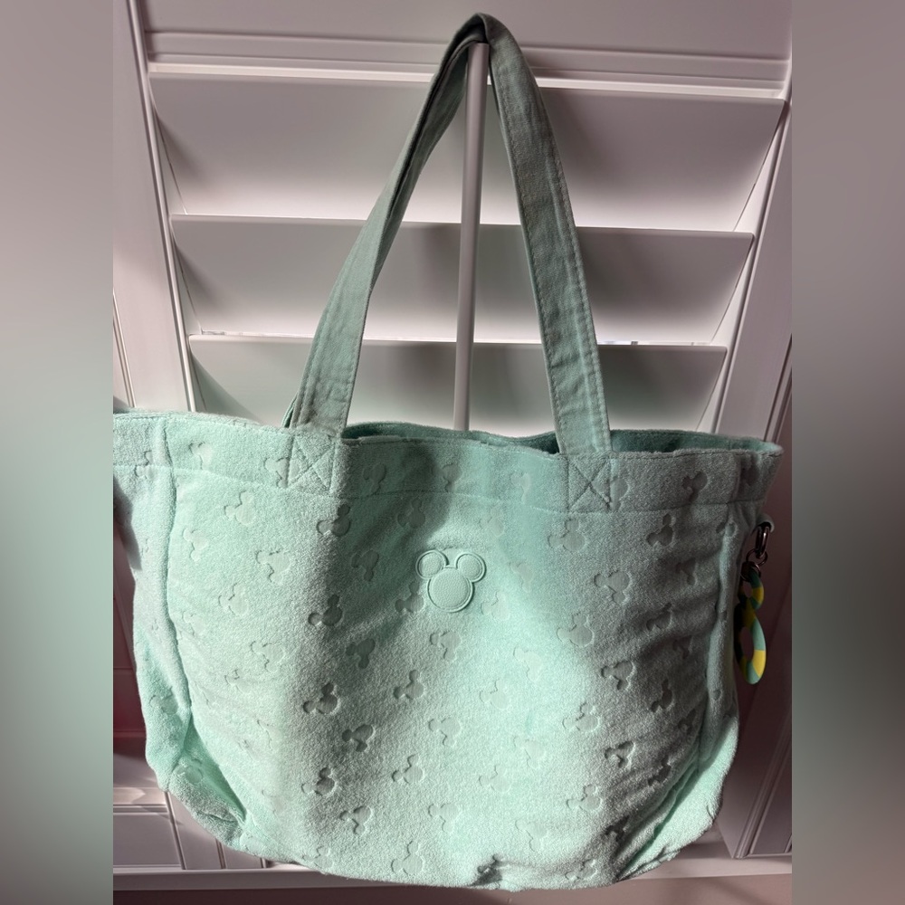 Disney Mickey Mouse Summer Tote
